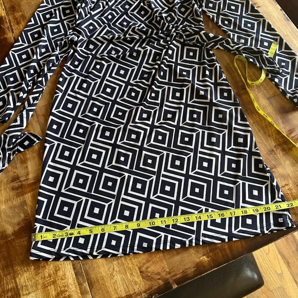 INC Geometric Black/White Casual Dress - Picture 6 of 11